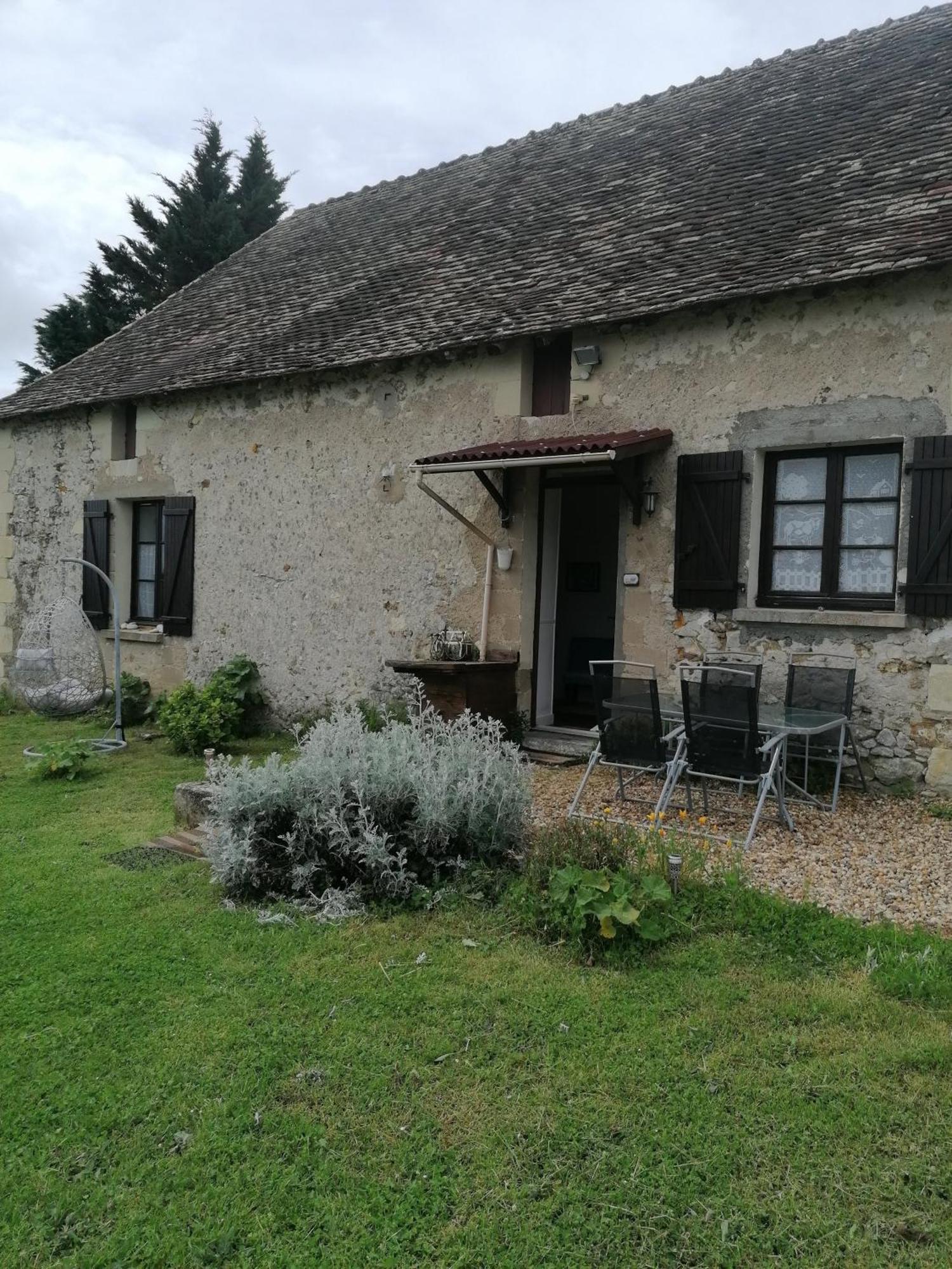 Charmante Maison, Calme Et Nature A La Roche Posay Vila Exterior foto