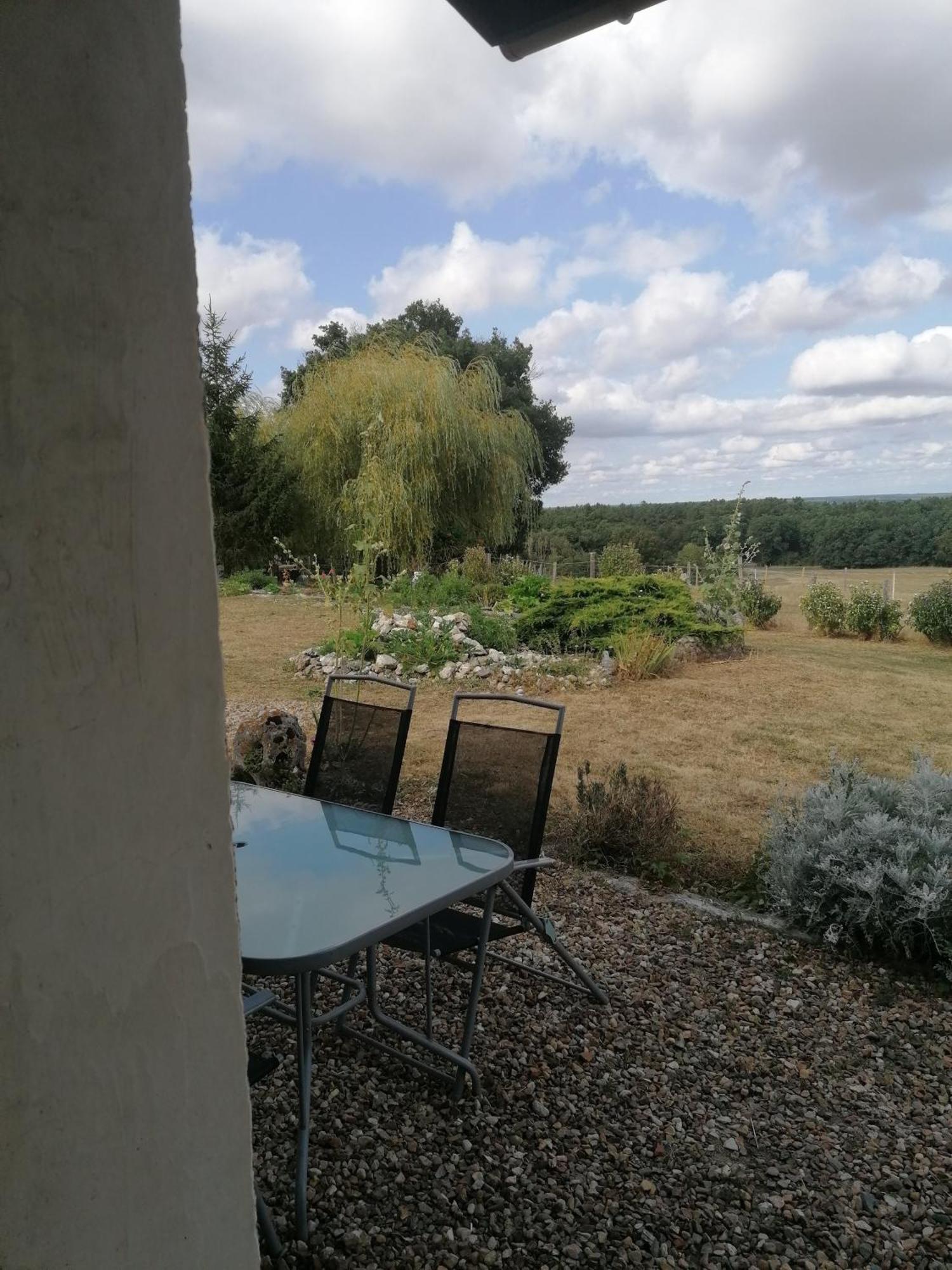 Charmante Maison, Calme Et Nature A La Roche Posay Vila Exterior foto